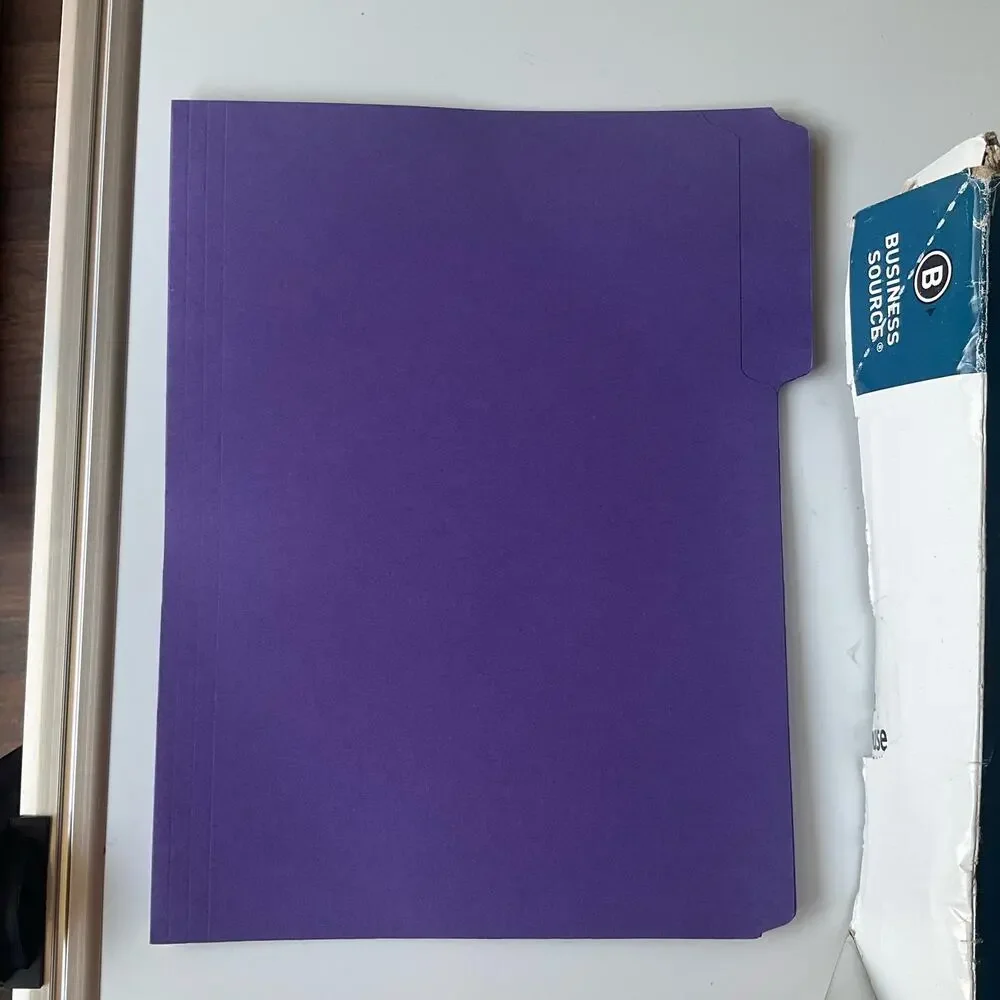 Business Source Interior Folder 1/3 Cut, Letter Size 5/8